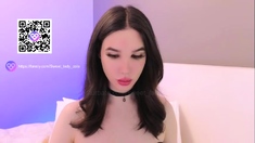 Cute brunette amateur babe sosha masturbating