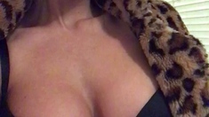 Close up BJ cumshot