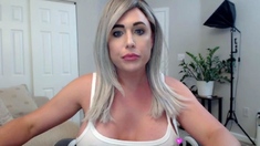 Chubby Blonde Brianna Solo Masturbation