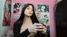 Brunette Solo Webcam Masturbation