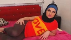 Hijab leggings girl teases