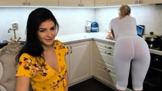 Daughter And Mom Masturbation. Chaturbate Elaanna